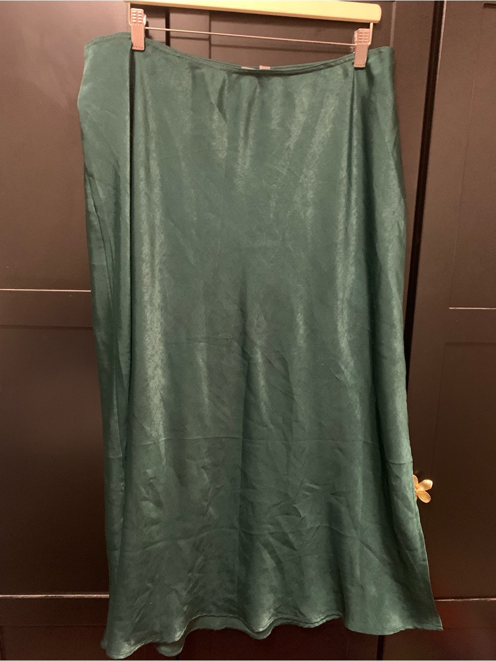 Maurices Deep Green Satin Maxi Skirt 1X plus size soft silky fall